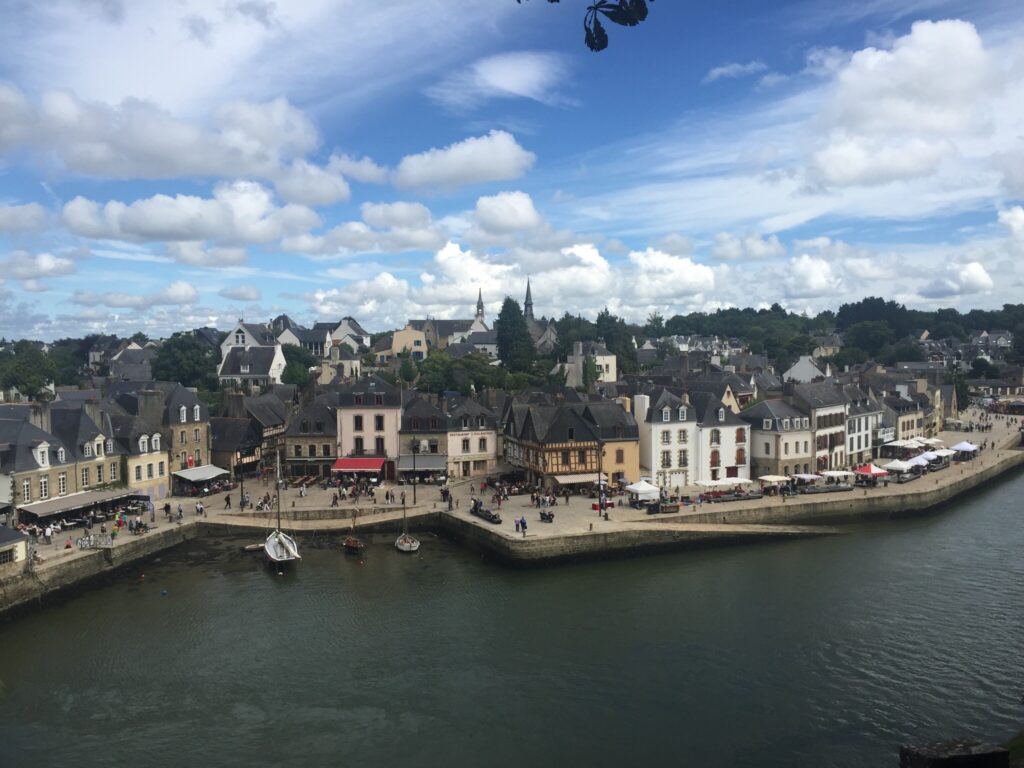 Auray
