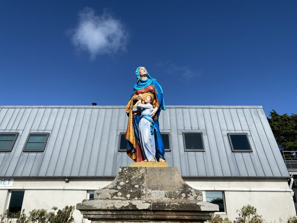 Saint-Pierre Lopérec